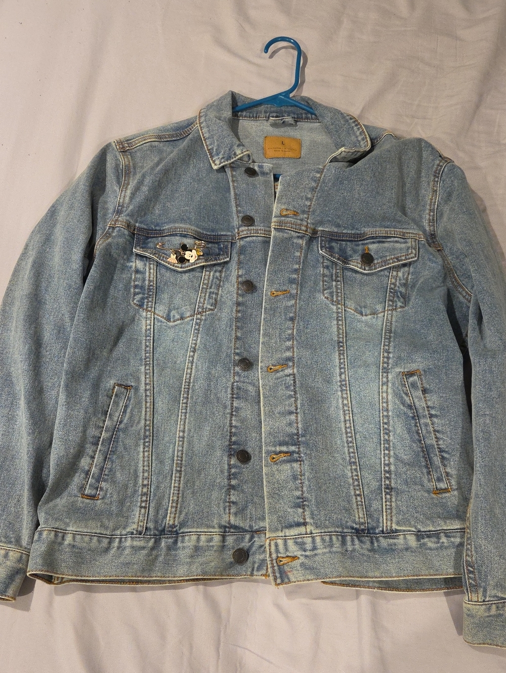 Light Blue Denim Jacket - Unbranded Classic Trucker Style-Disney World Inspired